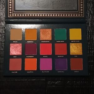 Eyeshadow palette